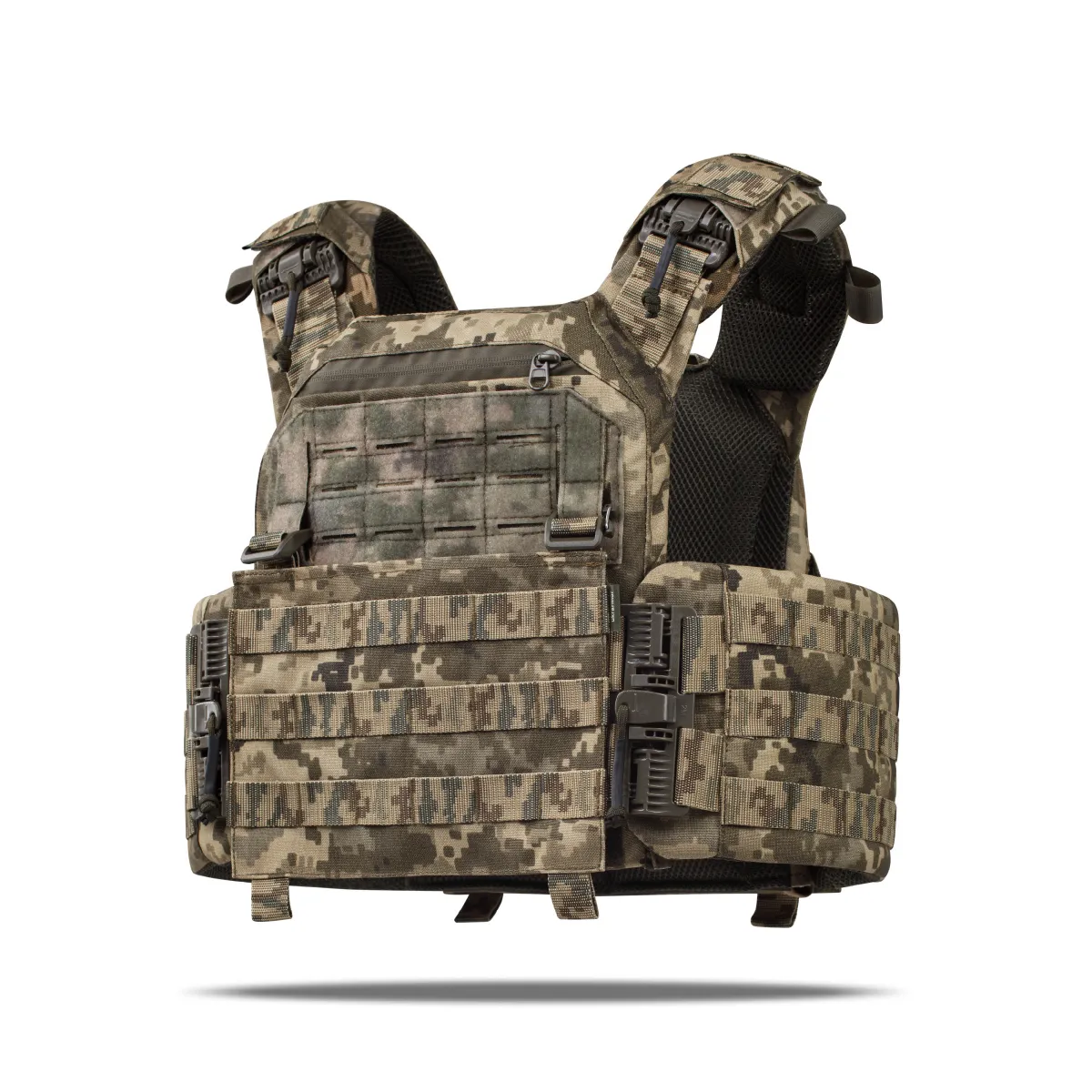 Бронежилет 3-го класу (PRO). Вага 3.8 кг. Поліетиленові плити 1.6 кг. Піксель (мм-14) 11