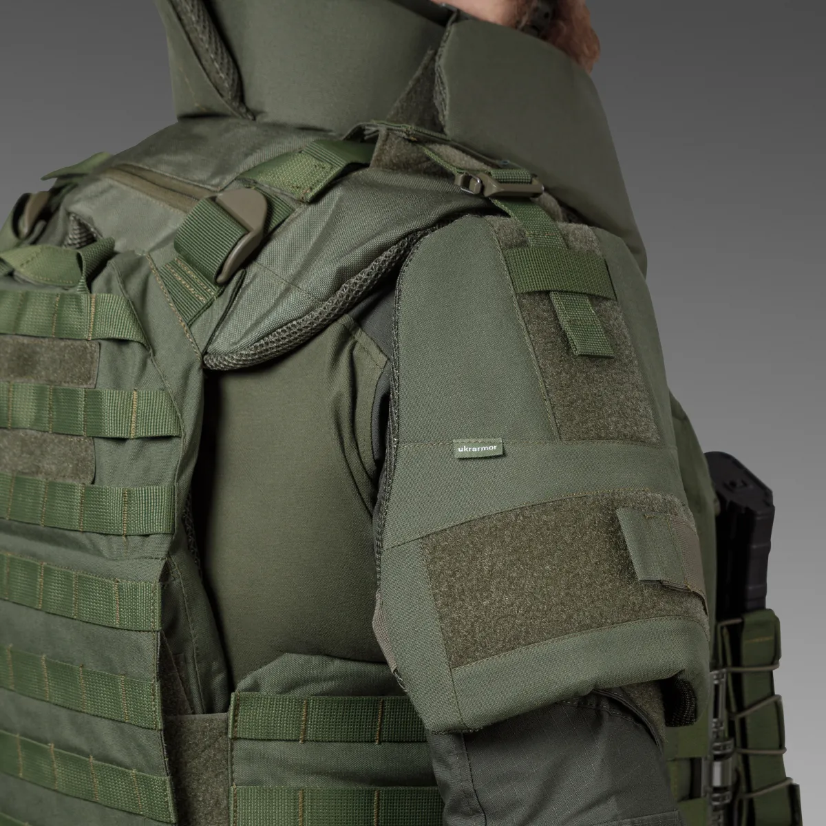Плечовий захист з балістичними пакетами 1-го класу. STANAG 2920. Олива 12