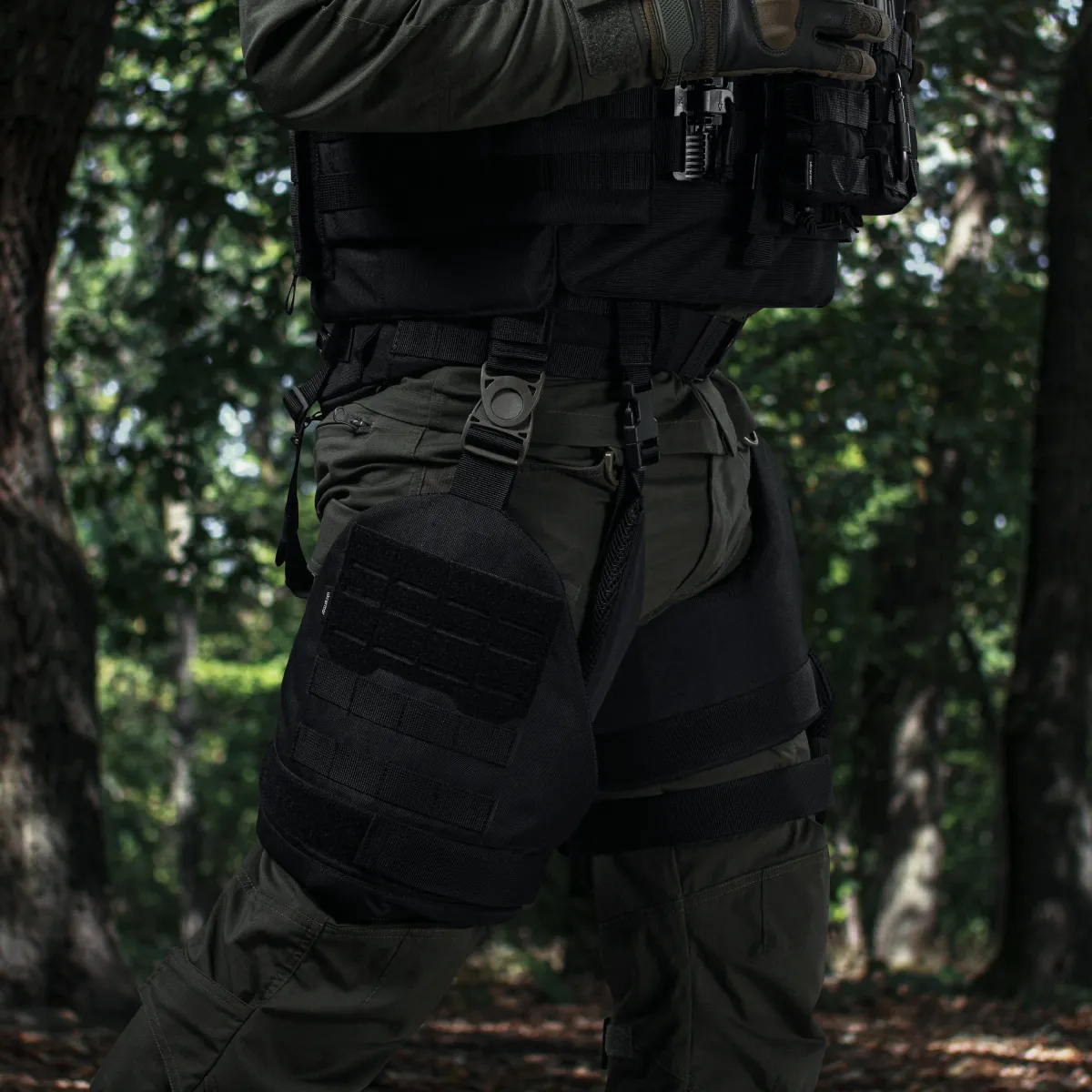 Захист внутрішньої частини стегна 2-го класу захисту (з балістичним пакетом). Чорний 5