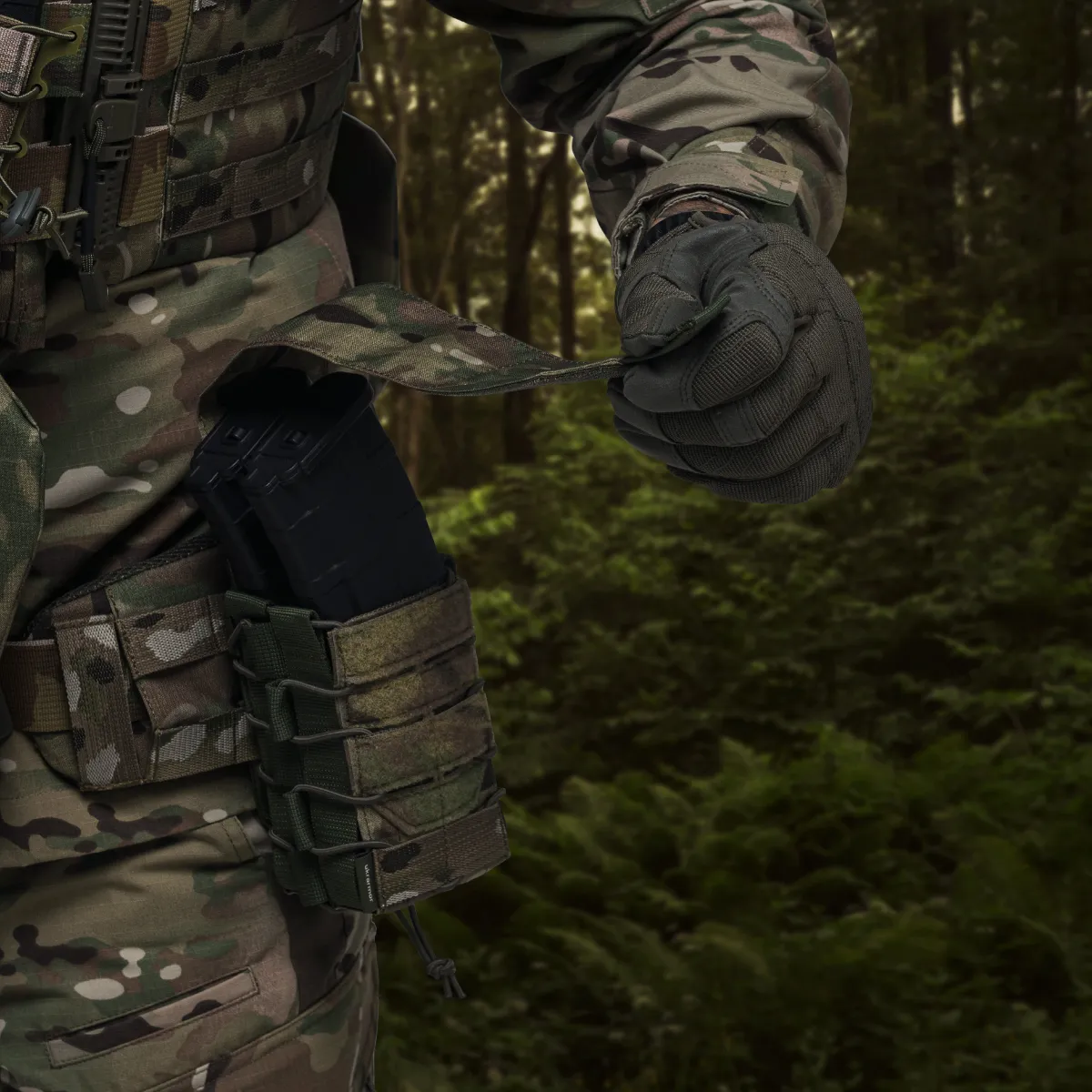 Подвійний закритий підсумок з клапаном під магазини АК/АR. Мультикам 6
