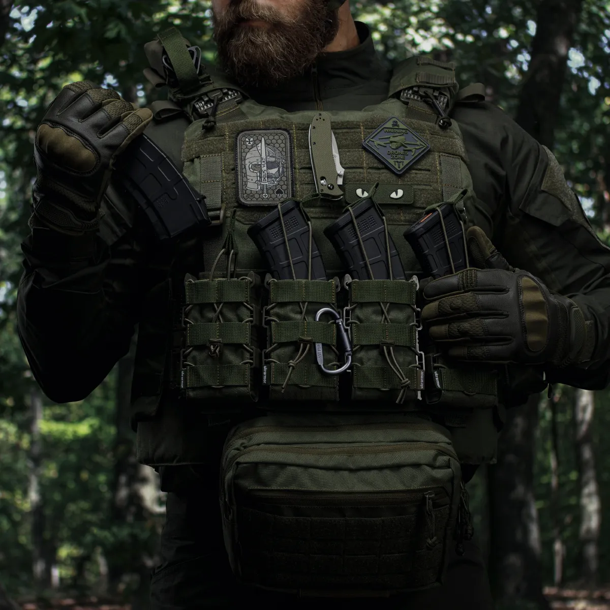 Подсумок одинарный пластиковый для магазина АК/AR. Олива 4