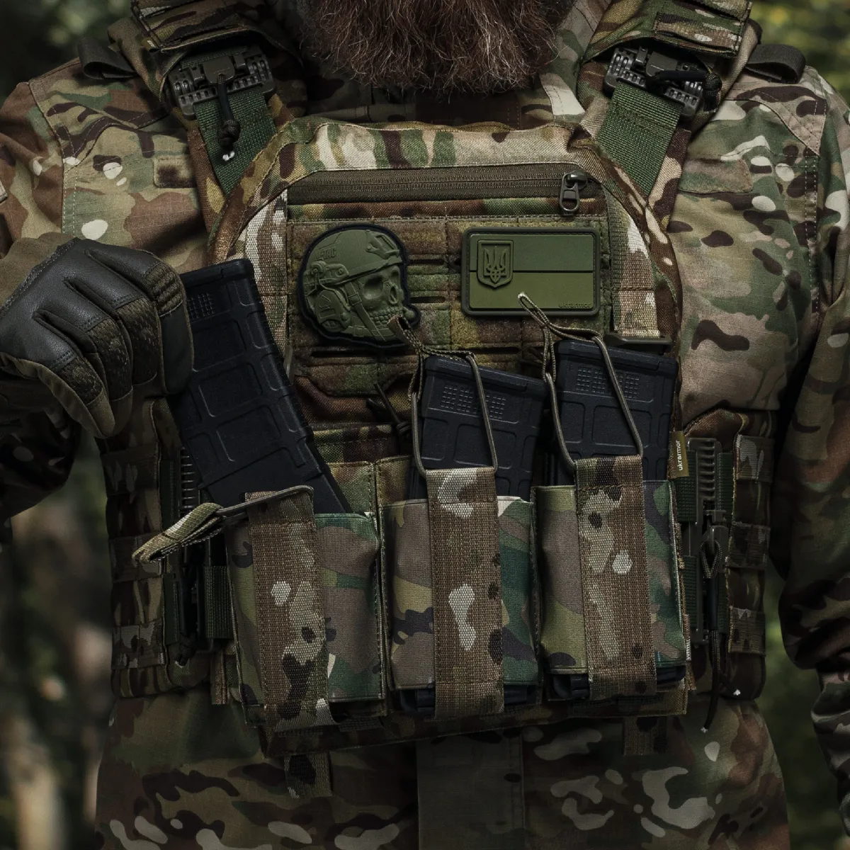 Одинарный эластичный подсумок под магазины АК/АR открытого типа. Крепление MOLLE. Мультикам 8