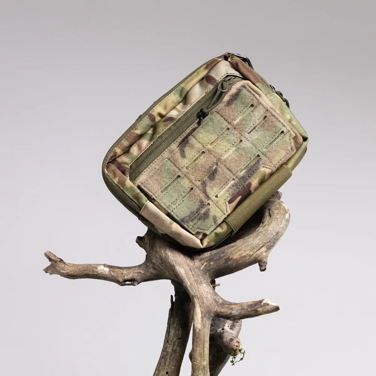 Сумка-напашник PRO 2-го класса защиты. Размер L (16х22 см). Материал Cordura 1000. Мультикам 5