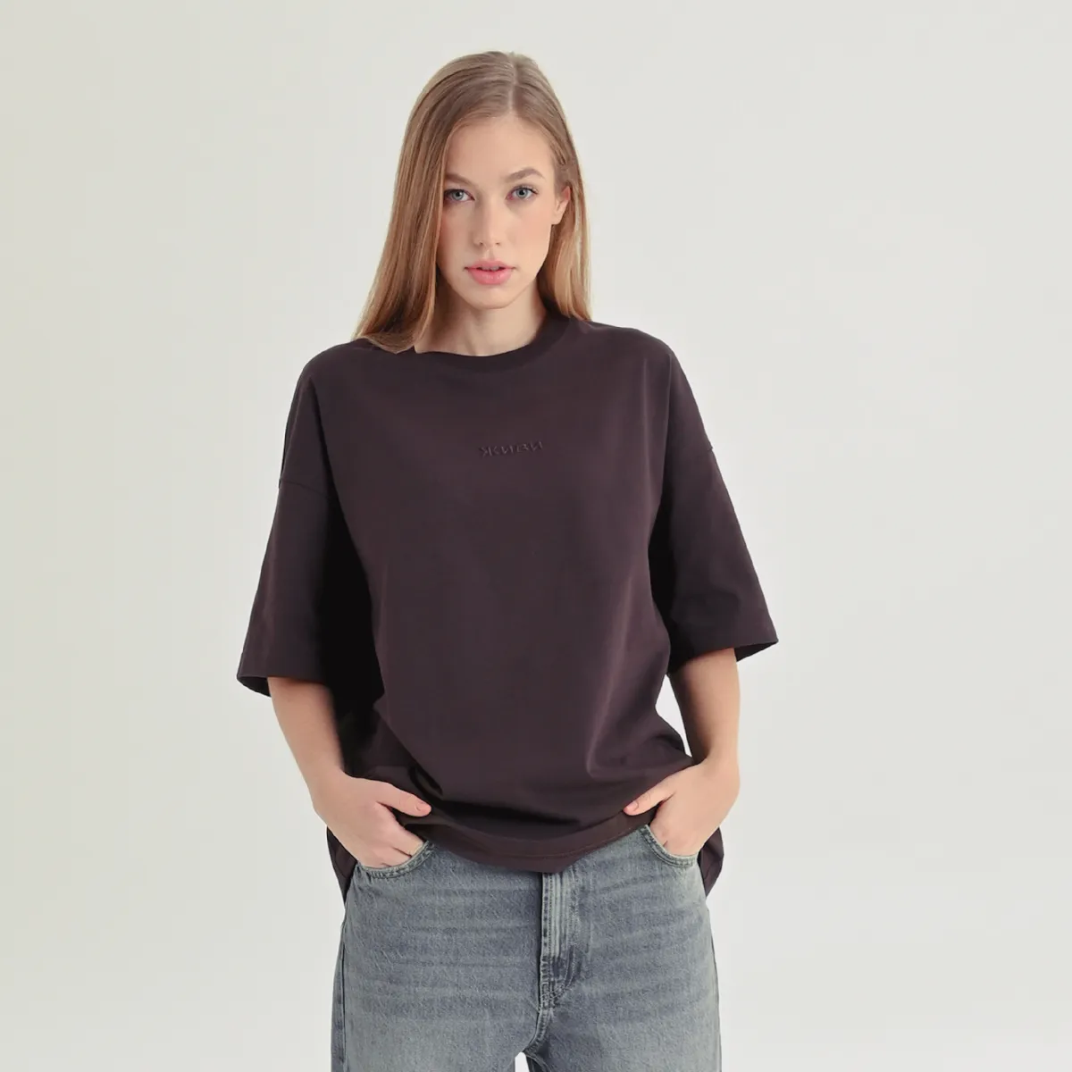 Футболка «Живи» от Rift. Oversize. Шоколадный 6