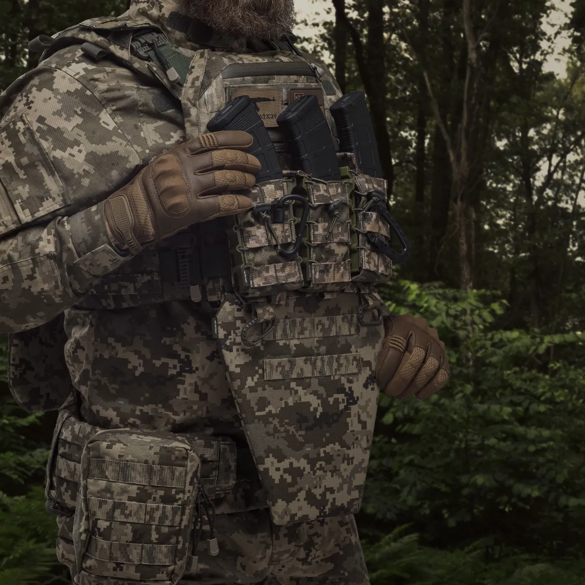 Протиуламковий фартух 2-го класу захисту (з балістичним пакетом). Розмір L. Піксель (мм-14) 3