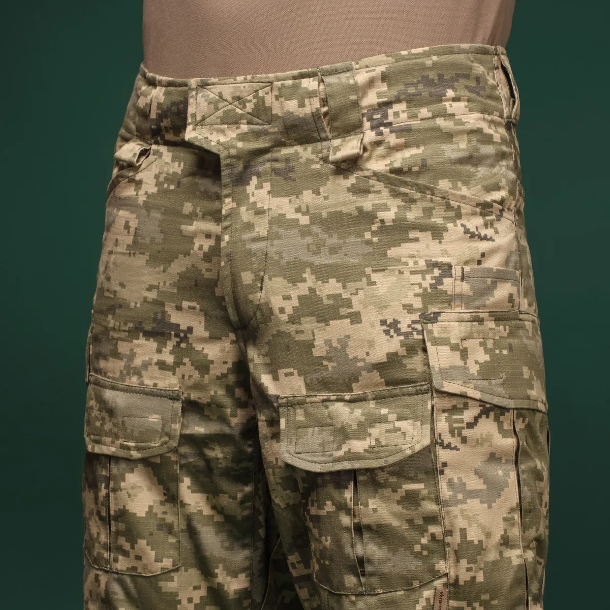 Военно полевые штаны U-324. Ткань NyCo, технология Near-Infrared Reflectance. Пиксель (мм-14) 4