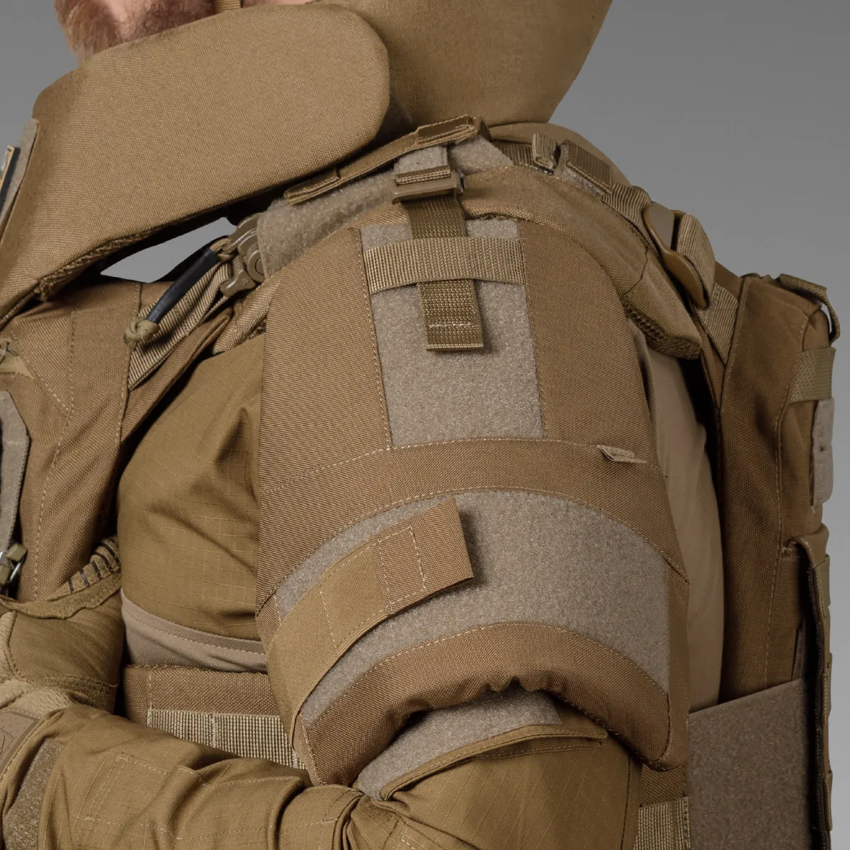 Плечовий захист з балістичними пакетами 2-го класу. STANAG 2920. Койот 4