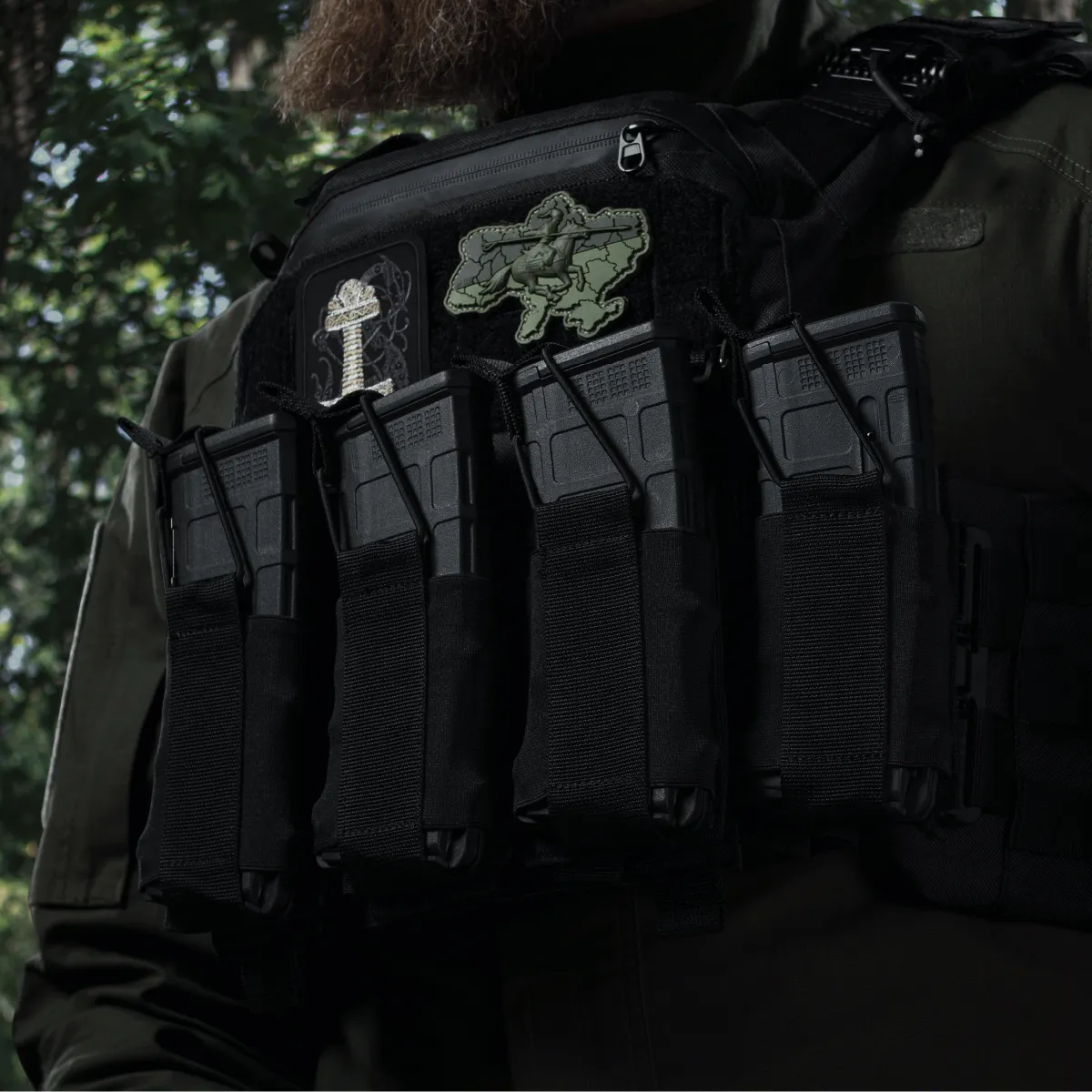 Боковий правосторонній еластичний підсумок для магазинів АК/AR та турнікетів відкритого типу з кріпленням на липучці. Чорний 4