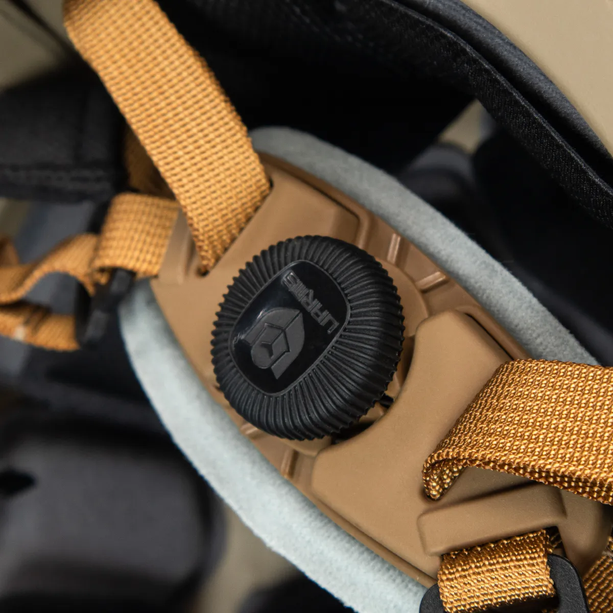 Кевларовий шолом TOR-D-VN койот. Розмір L 9