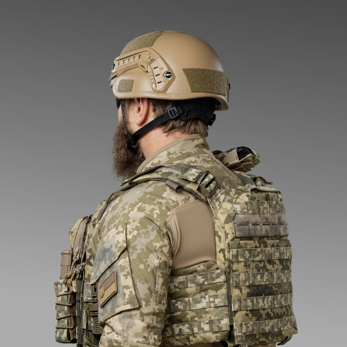 Шолом Mich 2000 Ops Core з НВМПЕ койот. Рівень захисту NIJ IIIA 8