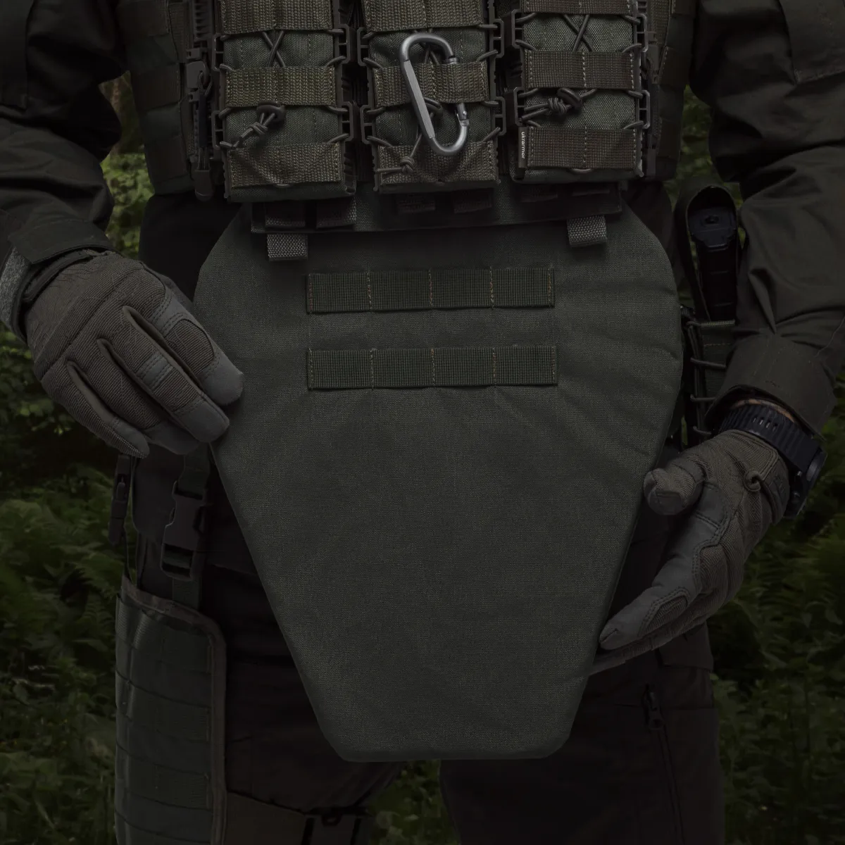 Противоосколочный фартук 2-го класса защиты (с баллистическим пакетом). Размер XL. Олива 5