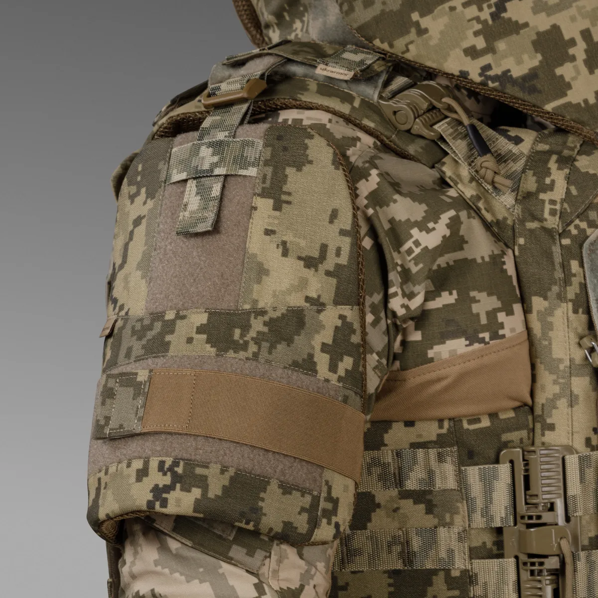 Плечевая защита с баллистическими пакетами 2-го класса. STANAG 2920. Пиксель (мм-14) 4