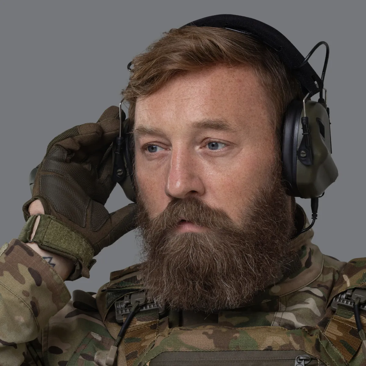 Активні навушники Earmor М31. Олива. Захист IPX-5, ударостійкі 8