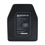 Полиэтиленовая бронеплита 3 класса Bronyx. Вес 1.42 кг. Размер М (25х30 см)