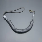 Шнур страхувальний Standard з воронованим карабіном. Навантаження до 50 кг. Чорний 2