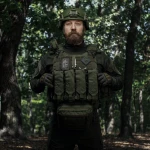 Одинарний закритий підсумок з клапаном під магазин АК/АR. Олива. 8