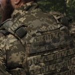 Бронежилет 6 класу (PRO). Вага 6.2 кг. Керамічні плити 2.8 кг. Піксель (мм-14) 14